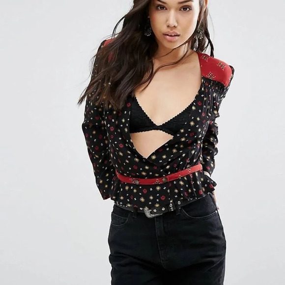 FREE PEOPLE NWOT‎ Where We Roam Printed Top in Black - Picture 1 of 8